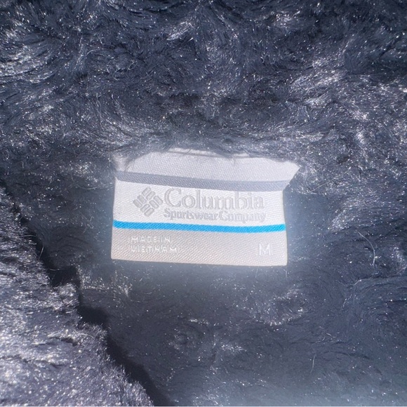 Columbia winter puffer with cozy faux fur inner - Picture 3 of 4